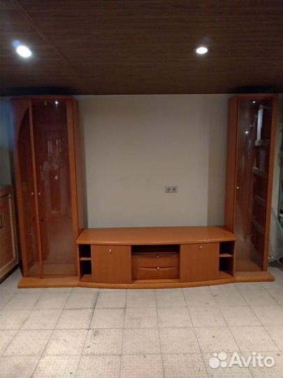 Стенка из трёх модулей Испания