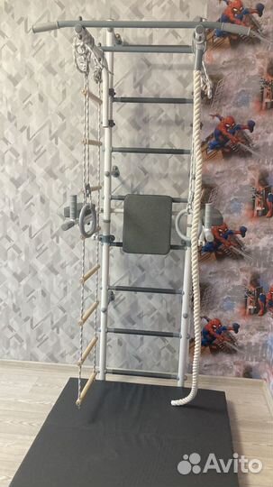 Десткая спортивная шведская стенка