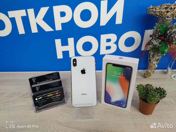 iPhone X, 64 ГБ