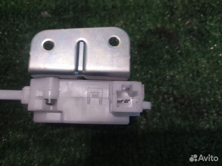Замок лючка бензобака Honda Accord 8 (CU) 2009