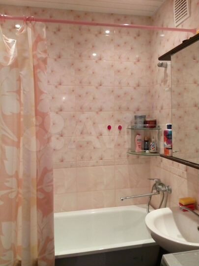 2-к. квартира, 57 м², 13/17 эт.