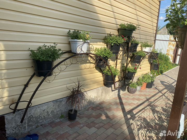 Подставка для цветов