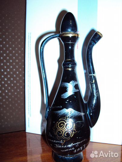 Статуэтка Кувшин