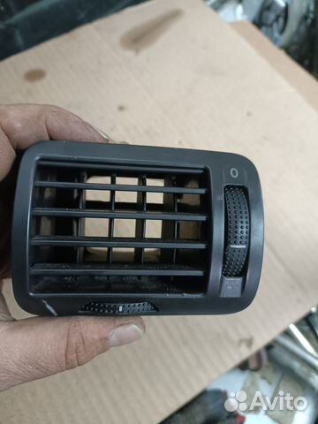 Дефлектор воздуха левый Volkswagen Passat B5 +