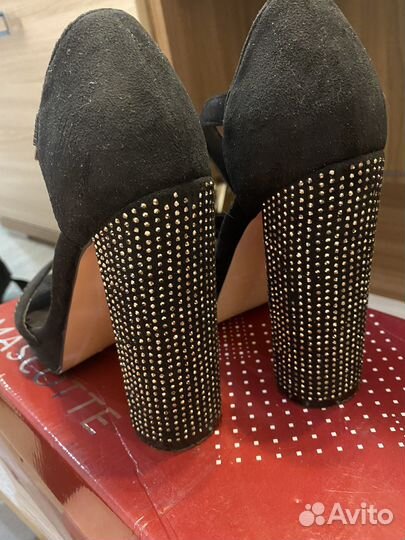 Босоножки 36 размер