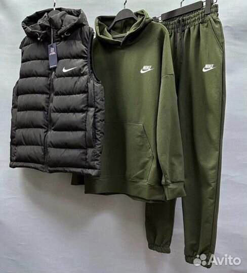 Костюм тройка спортивный