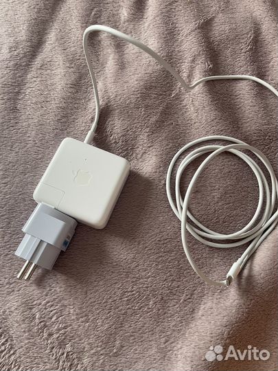 Зарядка на macbook