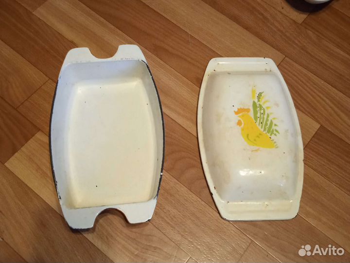 Сковорода, тарелки, посуда много