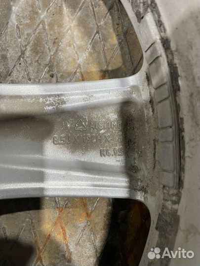 Литые диски r19 на Land rover velar