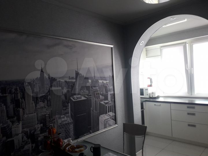 3-к. квартира, 83 м², 4/12 эт.