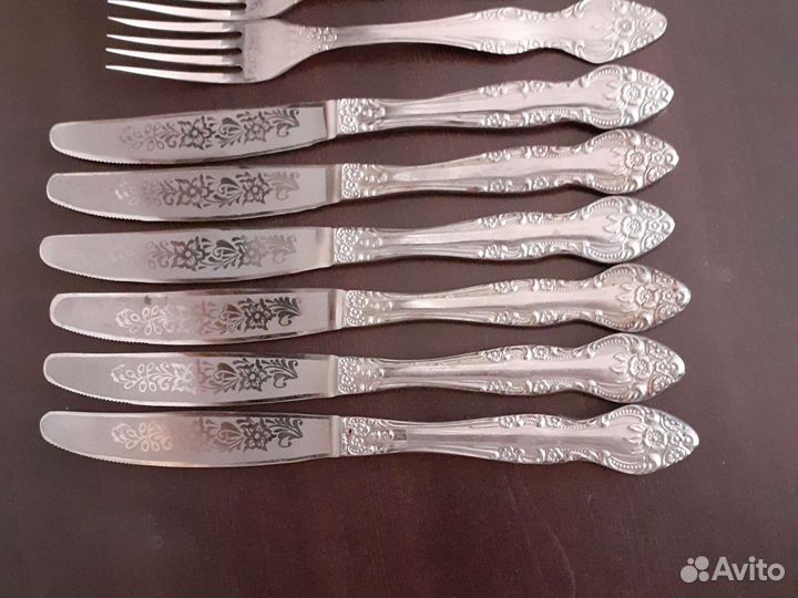 Ножи и вилки из нержавеющей стали