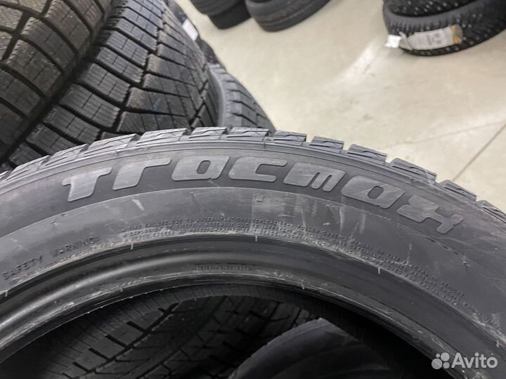 Tracmax X-Privilo S360 285/35 R20 104H