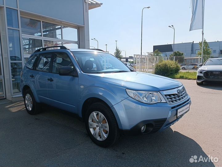 Subaru Forester 2.0 AT, 2011, 102 000 км