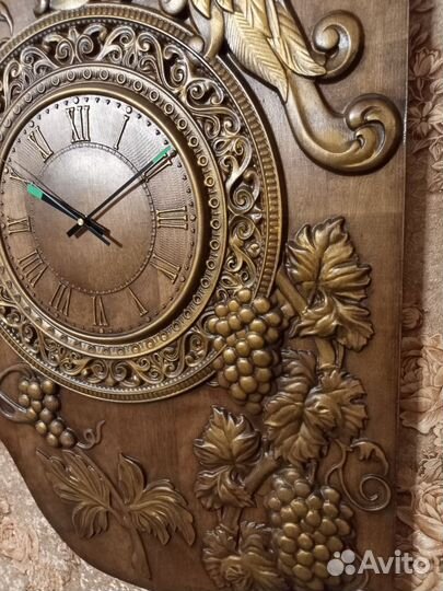 Часы настенные 