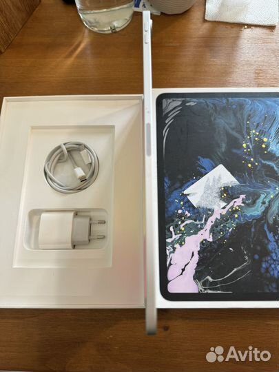 iPad pro 11 2018 64gb silver