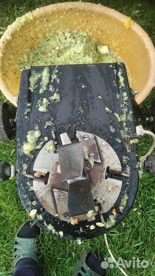 Измельчитель - сучкорез садовый