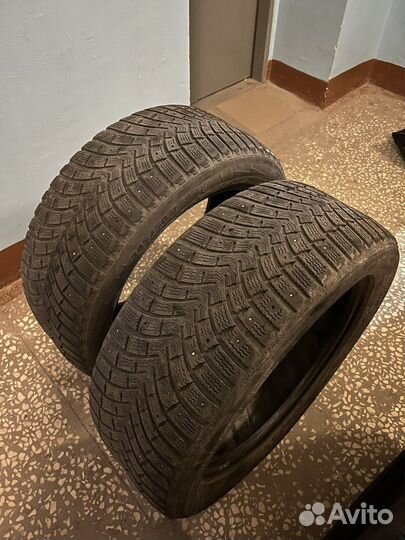 Nokian Tyres Hakkapeliitta 9 245/40 R18
