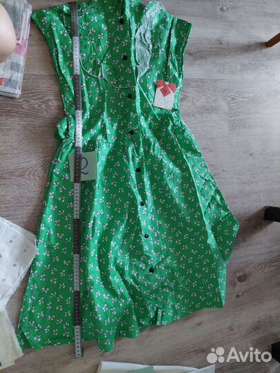 Вещи времен СССР платье, скатерть, наволочки и пр