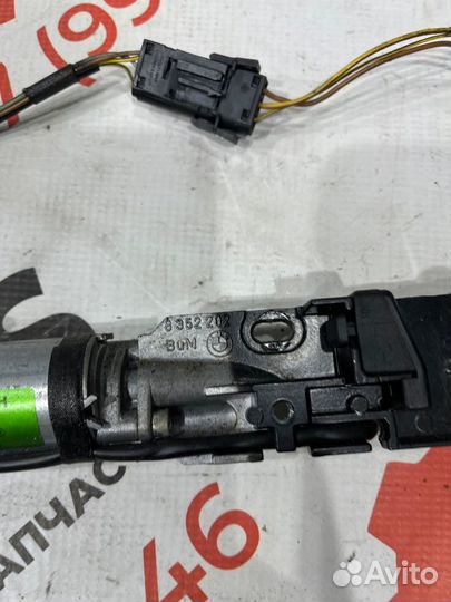 Замок багажника Bmw 7 E38 M62B35 1999