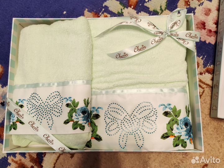 Подарочный набор полотенец