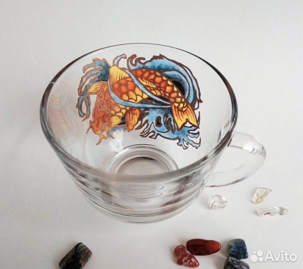 Кружка стеклянная с ручной росписью Золотой карп