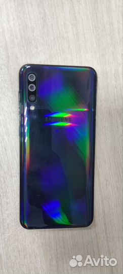 Samsung Galaxy A50, 4/64 ГБ