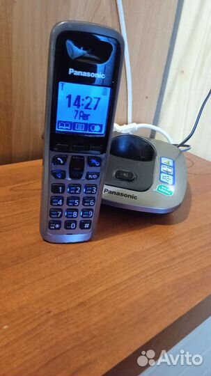 Телефон Panasonic трубка