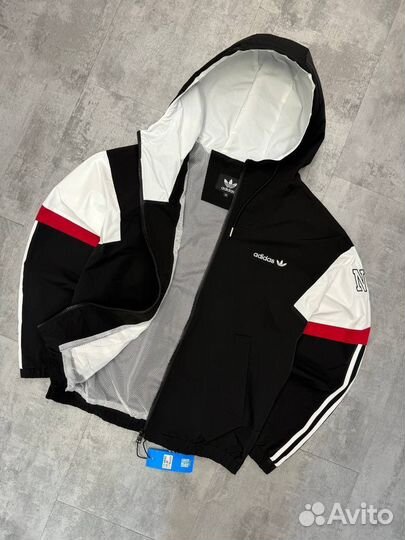 Ветровка adidas