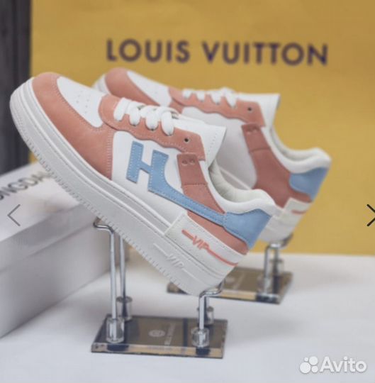 Кроссовки кеды женские