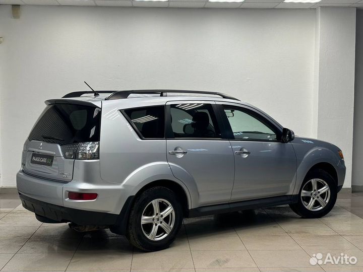 Mitsubishi Outlander 2.4 CVT, 2011, 190 298 км