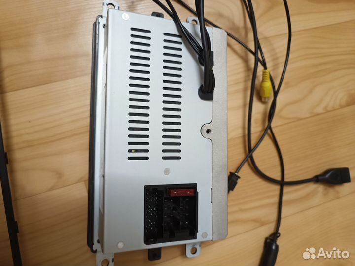 Мультимедийная система SCD-3163S на УАЗ Патриот