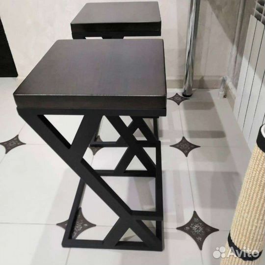 Барный стул