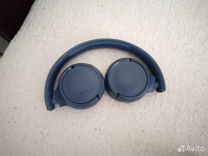 Беспроводные наушники jbl