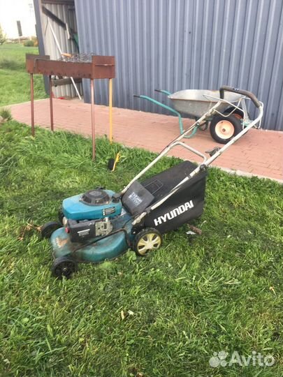 Газонокосилка бензиновая самоходная