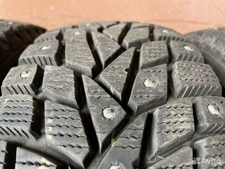 Dunlop SP Winter Ice 02 175/70 R14