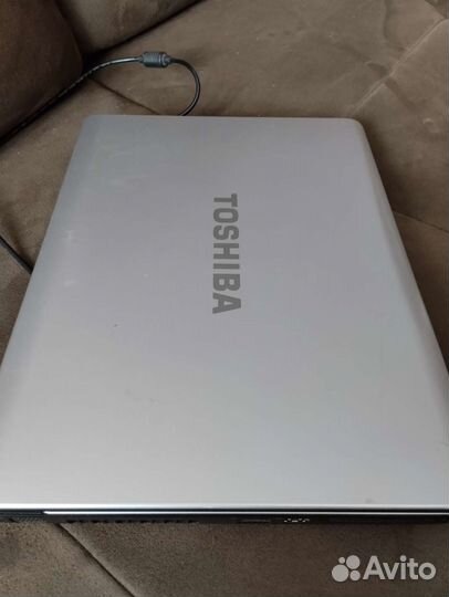 Ноутбук toshiba