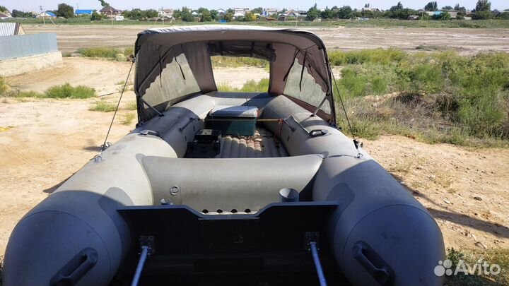 Надувная лодка-катамаран