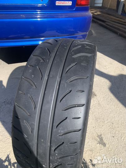Dunlop Direzza ZIII 235/35 R17 94W