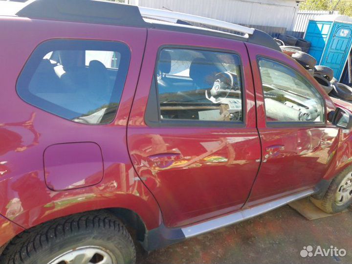 Разборка Рено Дастер 2013г 2.0 АКПП полный привод