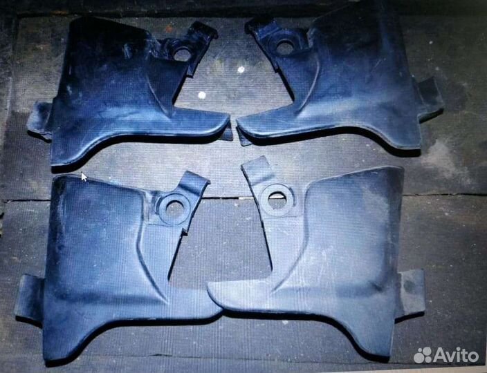 Запчасти на honda cb750