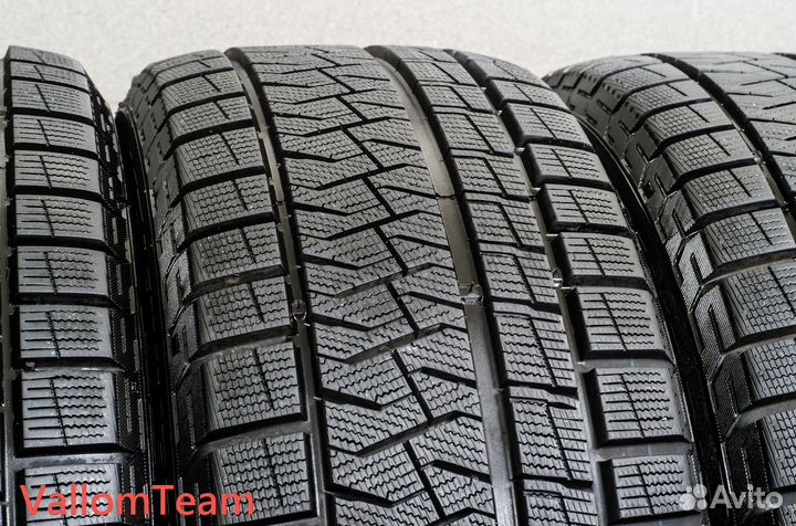 Pirelli Ice Asimmetrico Plus 225/45 R18 95Q