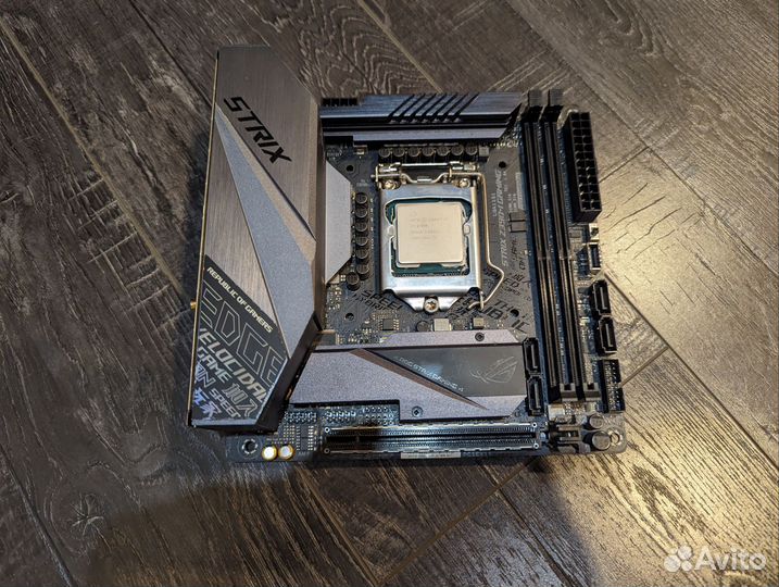 Asus rog strix z390i
