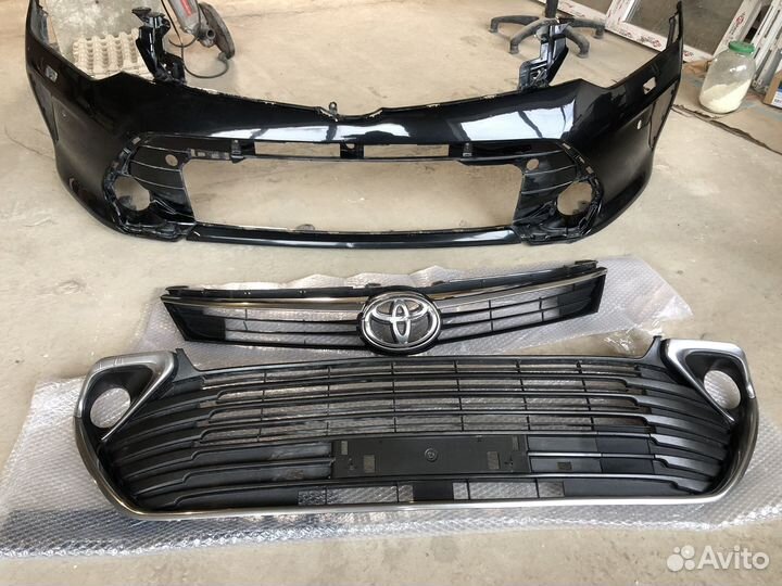 Бампер решетка camry 55