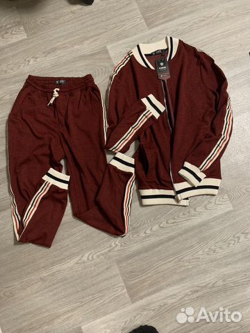 Спортивный костюм в клетку