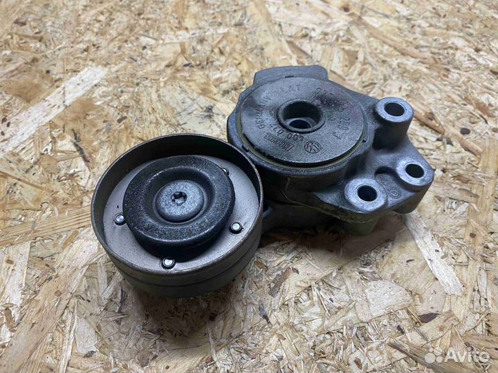 Натяжитель ремня генератора seat ibiza (6J 2008- 2