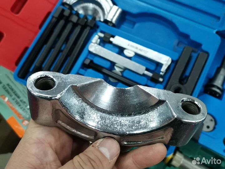 Съемник подшипников сепараторный 50-75 мм