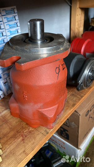 Гидромотор лебедки unic