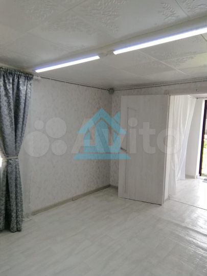 Дом 26 м² на участке 8 сот.