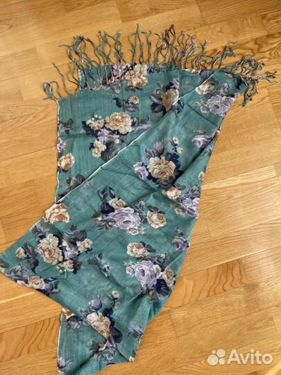 Шарф- палантин