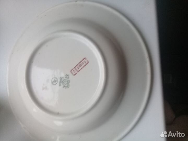 Тарелка СССР с надписью 